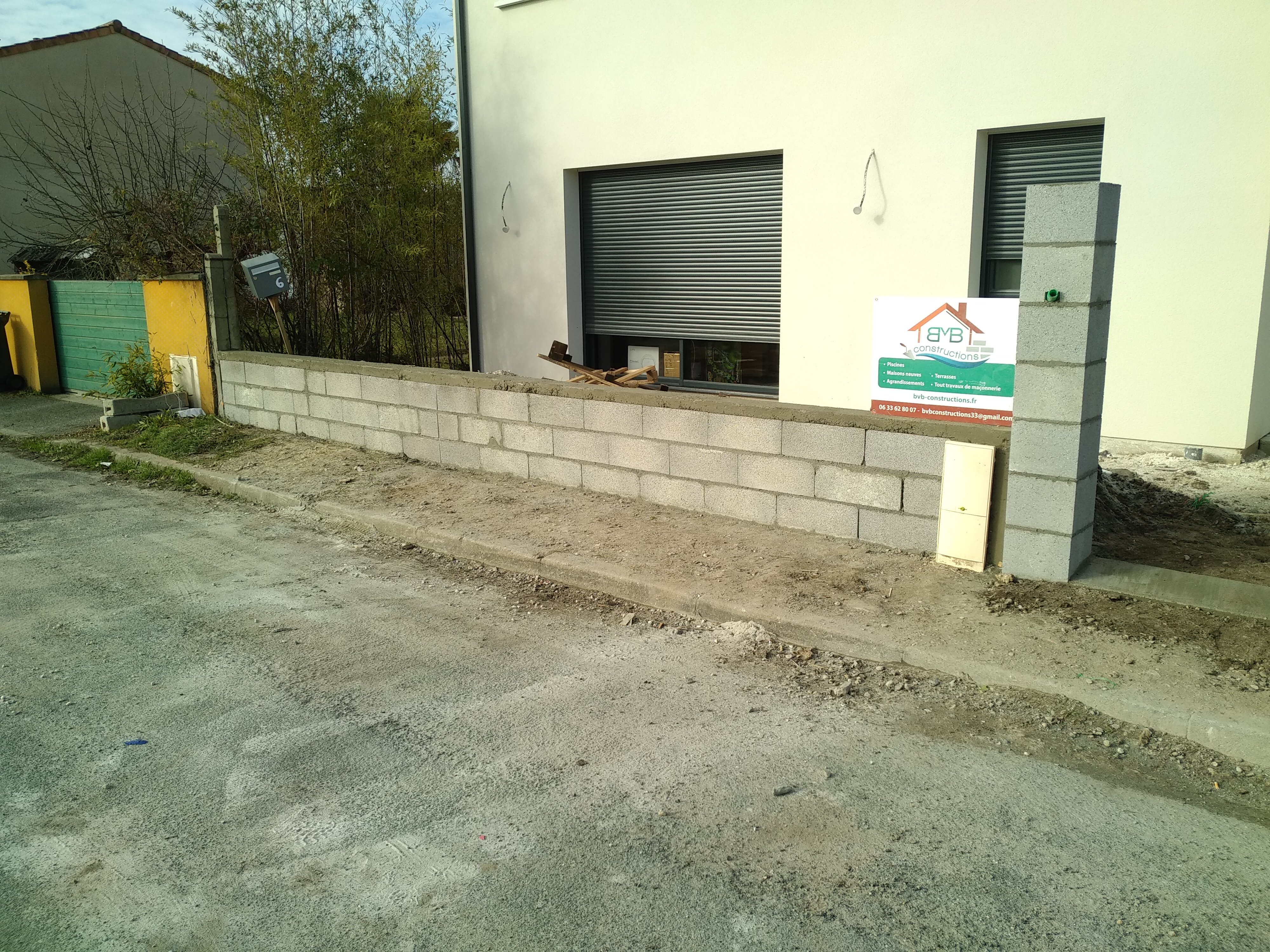 Travaux de petite maçonnerie : Clôture muret de soubassement